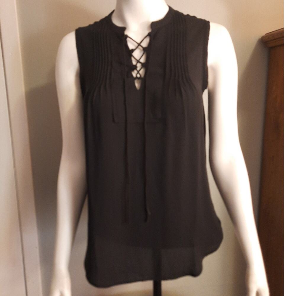 Ann Taylor Black Lace Up Blouse S Pleated Sleeveless Top Office Date Night Chic